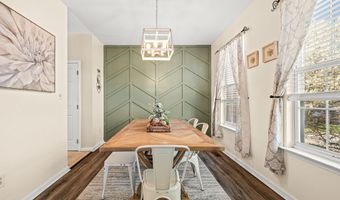 42 EMERALD RIDGE Dr, Bear, DE 19701