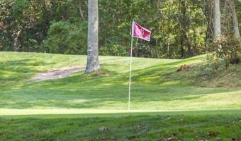 4 Hollyhock Knoll Ct 4, Bourne, MA 02532