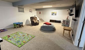 1815 Craig Rd, Aurora, NE 68818