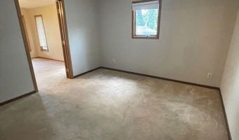 303 Lincoln Dr, Alcester, SD 57001