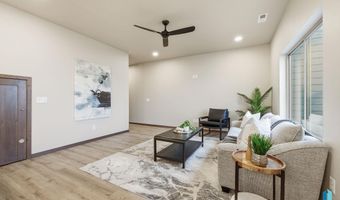 2818 E Hazelnut St, Brandon, SD 57005