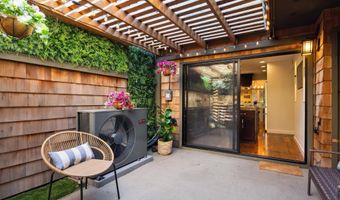 817 Harbor Rd, Alameda, CA 94502