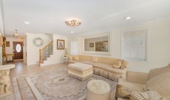 75 White St, Andover, NJ 07801