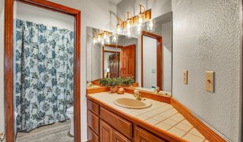 13521 SE LE ANN Ct, Boring, OR 97009