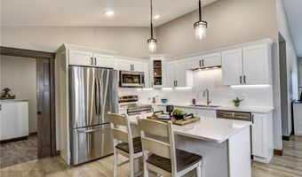 1652 Kyler St, Altoona, WI 54720