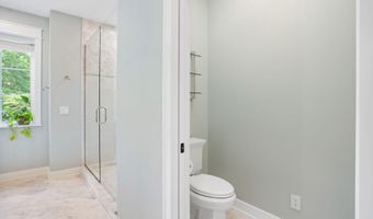 1663 Fairview Dr, Allegan, MI 49010