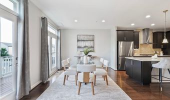 44713 PLYMPTON Sq, Ashburn, VA 20147