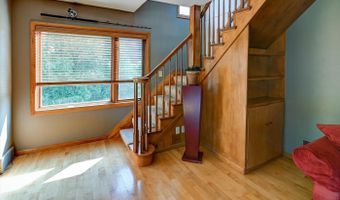 5128 Spring Ct, Madison, WI 53705