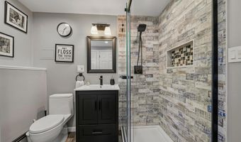 6 Biret Dr, Airmont, NY 10952