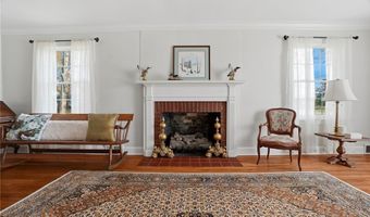 4441 Lake Rd W, Ashtabula, OH 44004