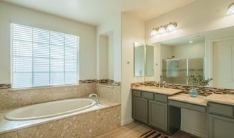 2073 S NAVAJO Ct, Chandler, AZ 85286