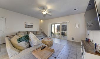6908 Papaya St NE, Albuquerque, NM 87109