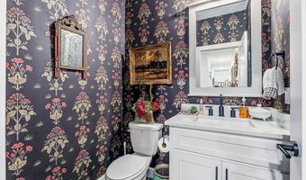 109 SW Autumn Hills Rd, Bentonville, AR 72712
