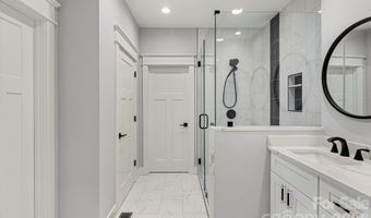 18 Winterhawk Dr, Arden, NC 28704