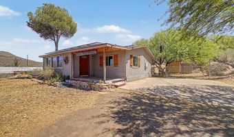 33541 S MOUNTAIN VIEW Rd, Black Canyon City, AZ 85324
