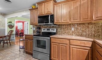 1407 Manor Dr, Bartlesville, OK 74006