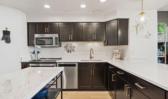 1301 N COURTHOUSE Rd 1807, Arlington, VA 22201