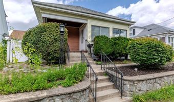 71 Clarence St, Cranston, RI 02910