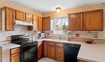 4709 NEW BEDFORD Dr, Cheyenne, WY 82009