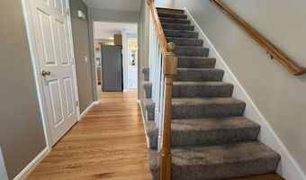 42 Chestnut St, Cumberland, RI 02864