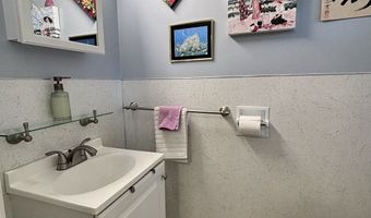 537 ART St, Brookings, OR 97415
