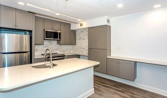 16301 Ledgemont Ln 101, Addison, TX 75001