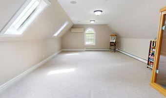 67 Joans Hill Rd, Bangor, ME 04401