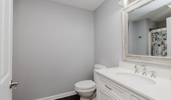 68 Irma St, Bargersville, IN 46106