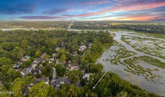 2 Creeks End Ln, Beaufort, SC 29902