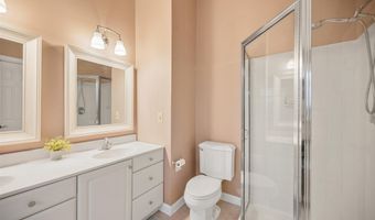 3721 HUNTLEY MEADOWS Ln, Alexandria, VA 22306