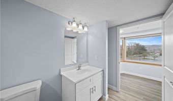 1735 Merriman Rd 201, Akron, OH 44313