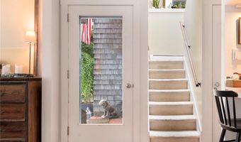 668 Indian Ave, Middletown, RI 02842