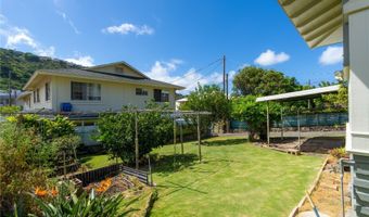 1878- A Mahana St, Honolulu, HI 96816