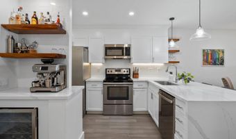 3950 Kalai Waa St C202, Kihei, HI 96753
