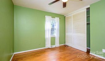 51 Bell Rd, Asheville, NC 28805