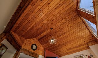 24352 State Highway Ee, Aurora, MO 65605