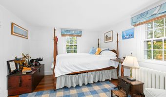 561 Middlesex Rd, Darien, CT 06820