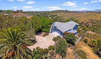 5221 Olive Hill Rd, Fallbrook, CA 92028