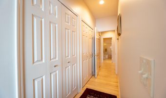 2222 Stonebridge Dr N, Ann Arbor, MI 48108