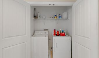 7578 BEACH Dr, Pasadena, MD 21122