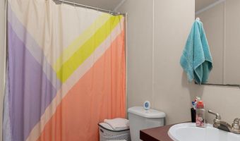 73 Mcleod Ln, Bassfield, MS 39421