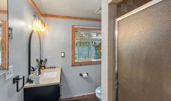 654 Bings Rd, Cascade, ID 83611