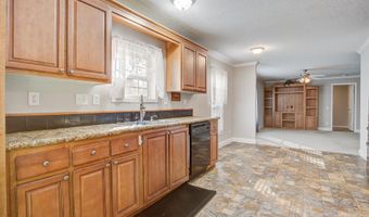 448 Pauline Dr, Bonneau, SC 29431