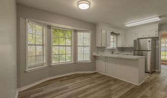 155 Forest Ridge Dr, Brandon, MS 39042