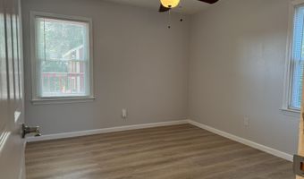5 Webster Dr, Ansonia, CT 06401