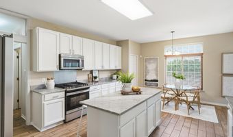 5900 Villa France Ave, Ann Arbor, MI 48103