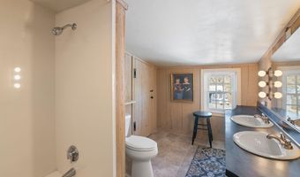 301 Maple St, Brattleboro, VT 05301