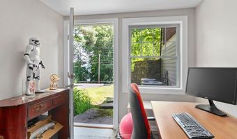 418 Mystic St, Arlington, MA 02474