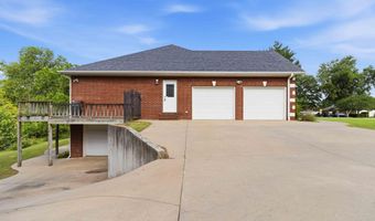 136 Riverview Dr, Anderson, MO 64831