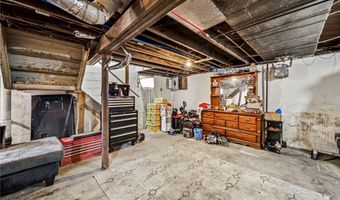 618 W 57th St, Ashtabula, OH 44004